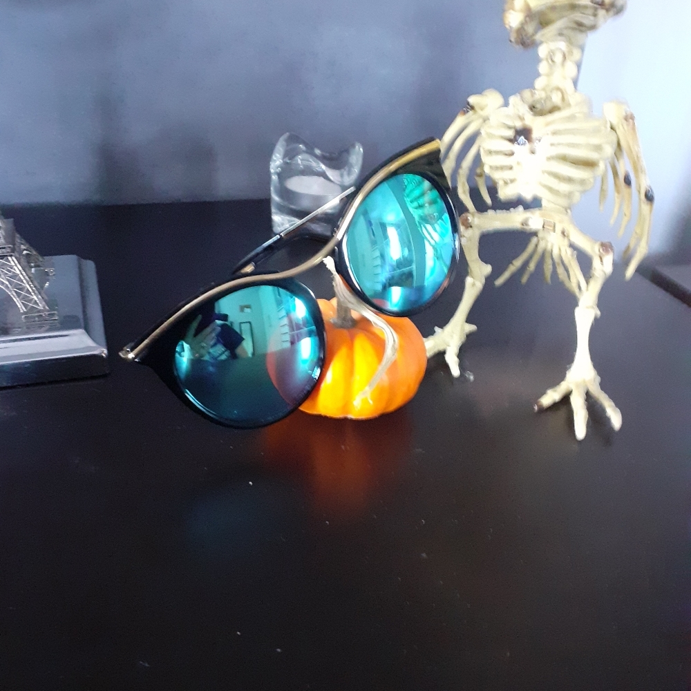 Christian Dior Wire wrap Cat eye Col. 5 polarized blue/black/silver sunglasses - Picture 4 of 6